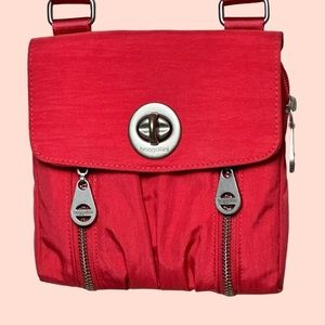 Baggallini Womens Coral Tokyo Mini Cross Body Bag - Red Nylon